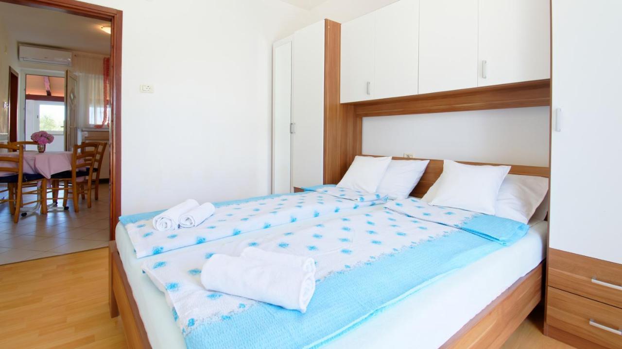 Apartments Susie By Rent Istria Umag Kültér fotó